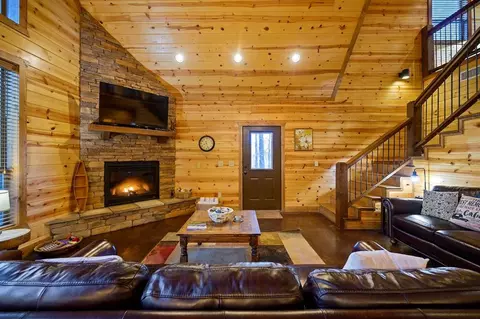 Living - 88 Sugar Pine Loop, Broken Bow, OK 74728 photo 5 of 5