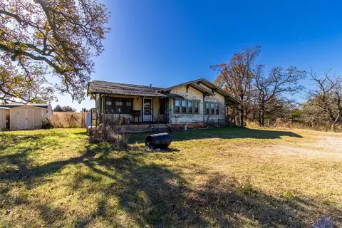 16560 E Maguire Rd, Noble, OK 73068