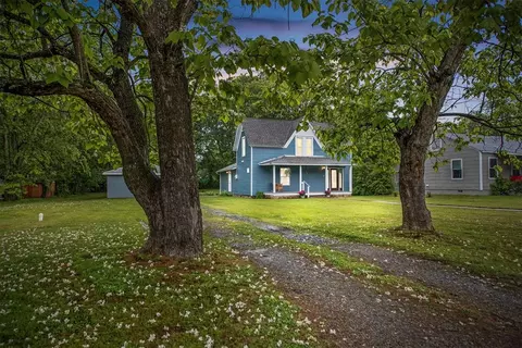 803 N State St, Wagoner, OK 74467