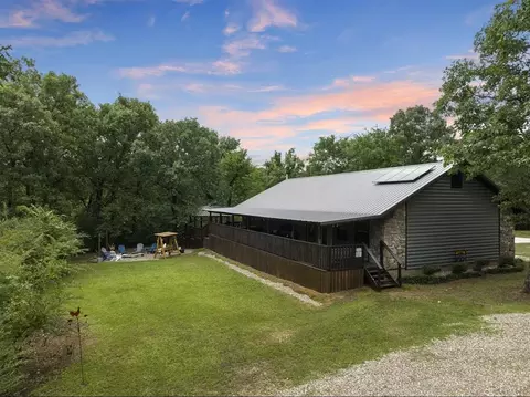 571 Raintree Rd, Broken Bow, OK 74728