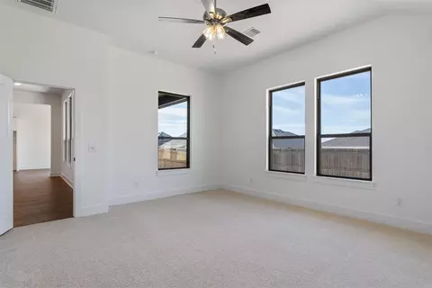 Bedroom - 16005 Rolling Hill Dr, Moore, OK 73170 photo 7 of 9