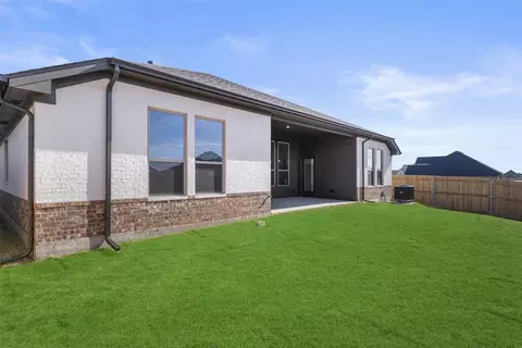 Other - 16005 Rolling Hill Dr, Moore, OK 73170 photo 8 of 8