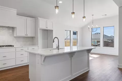 Kitchen - 16005 Rolling Hill Dr, Moore, OK 73170 photo 1 of 8