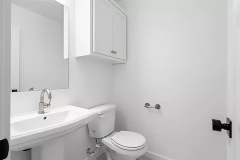 Bath - 16005 Rolling Hill Dr, Moore, OK 73170 photo 5 of 12