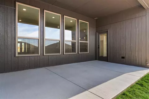 Other - 16005 Rolling Hill Dr, Moore, OK 73170 photo 6 of 8