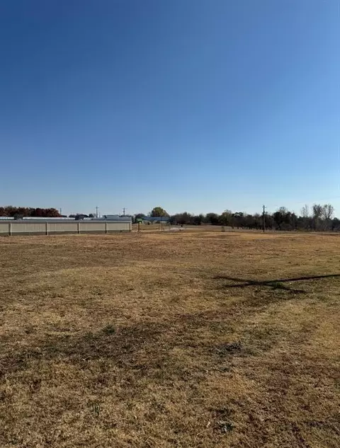 2505 W Veterans Memorial Hwy, Blanchard, OK 73010