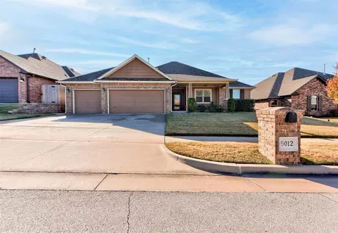 9012 NW 85th St, Yukon, OK 73099