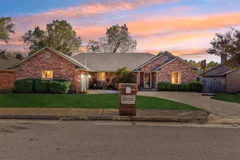 2520 Antelope Trl, Edmond, OK 73012