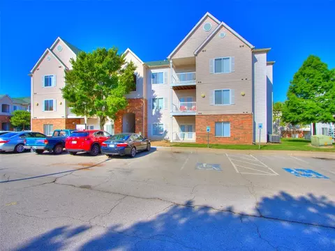 2200 Classen Blvd #8123, Norman, OK 73071