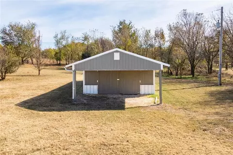 1023 County Street 2945, Tuttle, OK 73089
