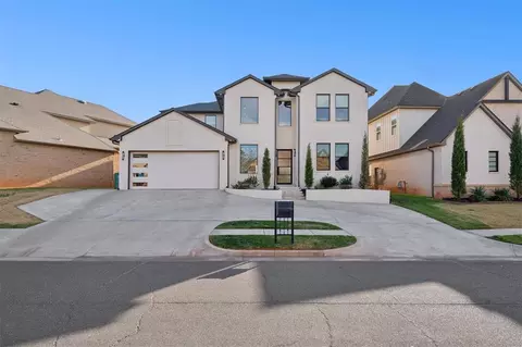 16809 Little Leaf Ln, Edmond, OK 73012