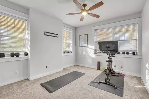 Bedroom - 800 E Commerce St, Altus, OK 73521 photo 3 of 4