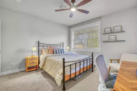 Bedroom - 800 E Commerce St, Altus, OK 73521 photo 4 of 4