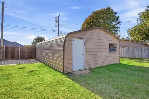Other - 2505 N Robin St, Altus, OK 73521 photo 7 of 8