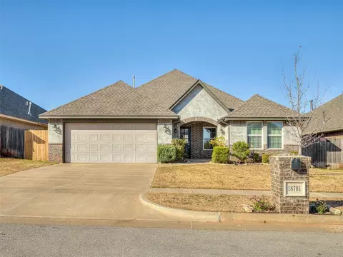 18701 Maidstone Ln, Edmond, OK 73012