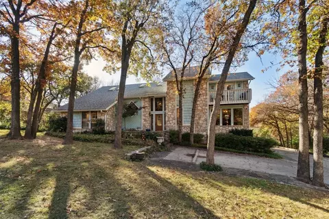 2913 S Broken Bow Rd, Edmond, OK 73013