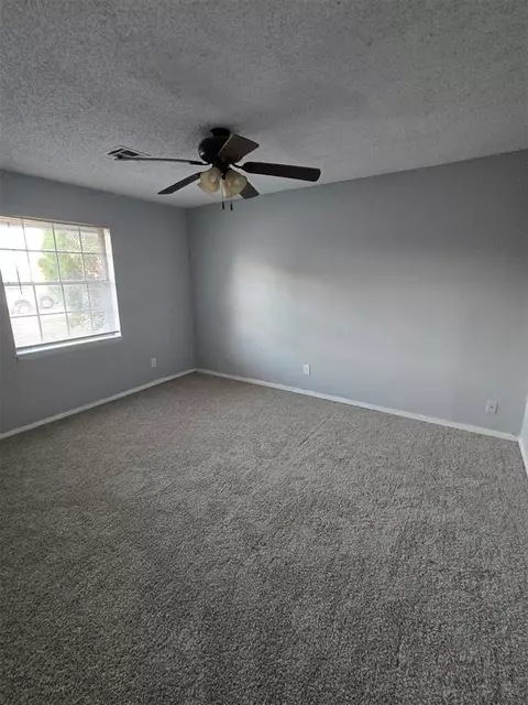 1908 Tyler St, Altus, OK 73521 photo 4
