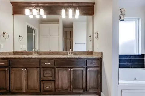 4515 Baldwin Ave, Moore, OK 73160 photo 13