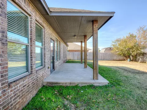 121 SW 148th St, Moore, OK 73170 photo 23