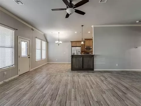 121 SW 148th St, Moore, OK 73170 photo 7