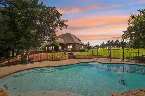 20251 208th St, Purcell, OK 73080