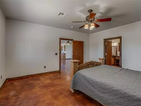 Bedroom - 1007 Cs 2928, Tuttle, OK 73089 photo 4 of 5