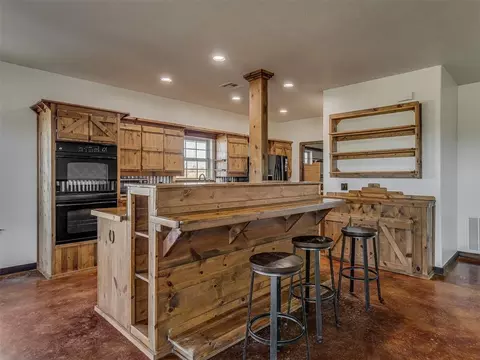 Kitchen - 1007 Cs 2928, Tuttle, OK 73089 photo 5 of 6
