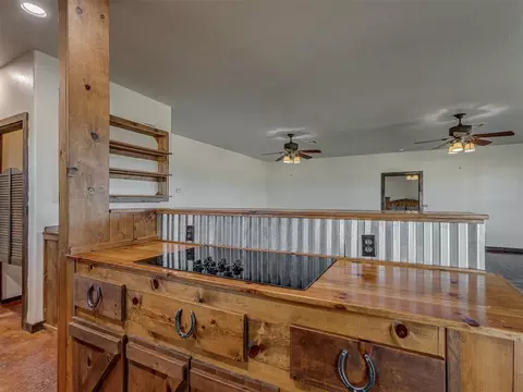 Kitchen - 1007 Cs 2928, Tuttle, OK 73089 photo 6 of 6