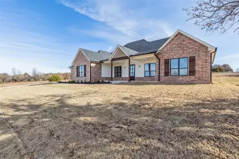 1237 Layla Ln, Blanchard, OK 73010 photo 3