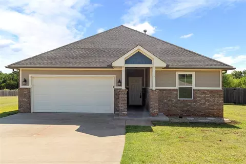 14500 Meadow Ridge Ln, Edmond, OK 73025