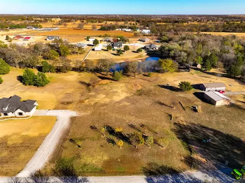 8951 78th St, Noble, OK 73068