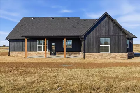 Exterior - 977 Rylee Ln, Tuttle, OK 73089 photo 5 of 7