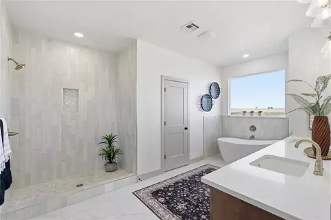 Bath - 977 Rylee Ln, Tuttle, OK 73089 photo 1 of 6