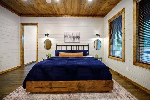 Bedroom - 118 Plane Tree Trl, Broken Bow, OK 74728 photo 4 of 9