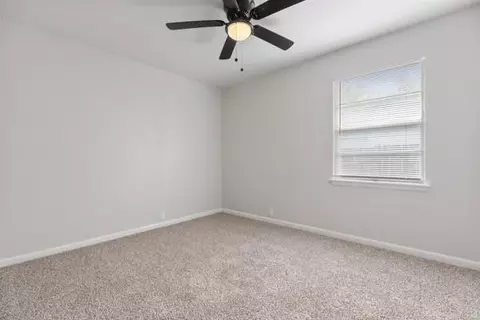 4506 NW 11th St, Oklahoma City, OK 73127