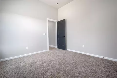 Bedroom - 1455 Deer Ridge Run, Tuttle, OK 73089 photo 6 of 6
