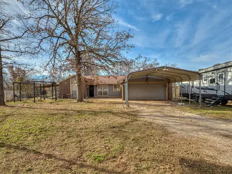 18450 Pecan Creek Dr, Newalla, OK 74857