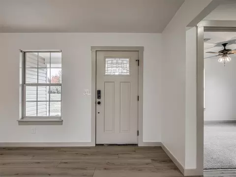 Entry Way - 2085 Fox Ln, Tuttle, OK 73089 photo 1 of 1