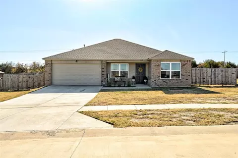 21118 Winding Brk, Harrah, OK 73045