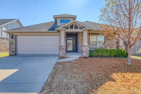19108 Hecho Dr, Edmond, OK 73012
