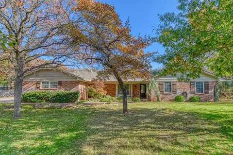 2012 Red Bud Pl, Edmond, OK 73013