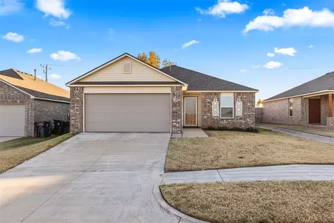 11712 NW 94th St, Yukon, OK 73099