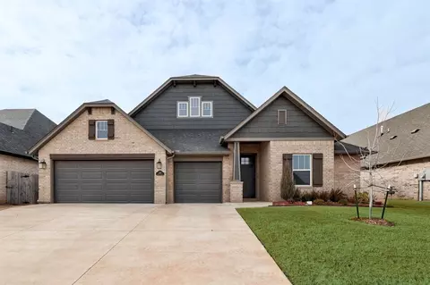 2317 E Preserve Edge Dr, Edmond, OK 73034