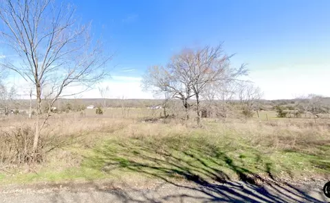 Quays Road, Cameron, OK 74932