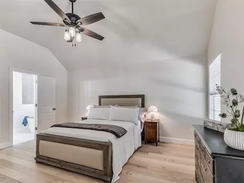 Bedroom - 1806 Barrington Dr, Norman, OK 73071 photo 1 of 2