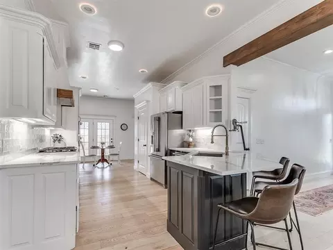 Kitchen - 1806 Barrington Dr, Norman, OK 73071 photo 1 of 8