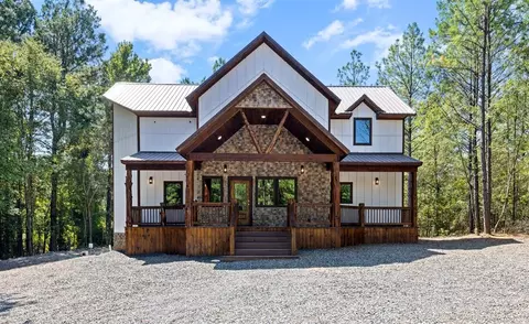 165 N Bear Hickory Trl, Broken Bow, OK 74728