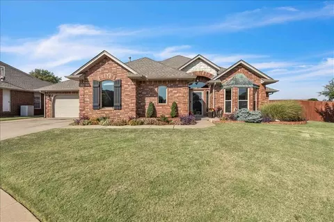 10613 Whitechapel St, Oklahoma City, OK 73162