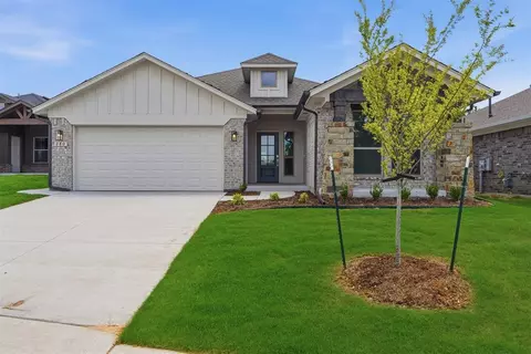280 Woodrock St, Harrah, OK 73045