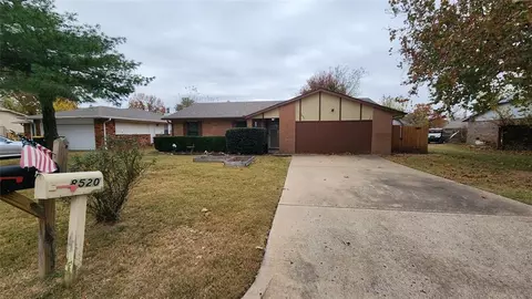 8520 E 134th St, Bixby, OK 74008